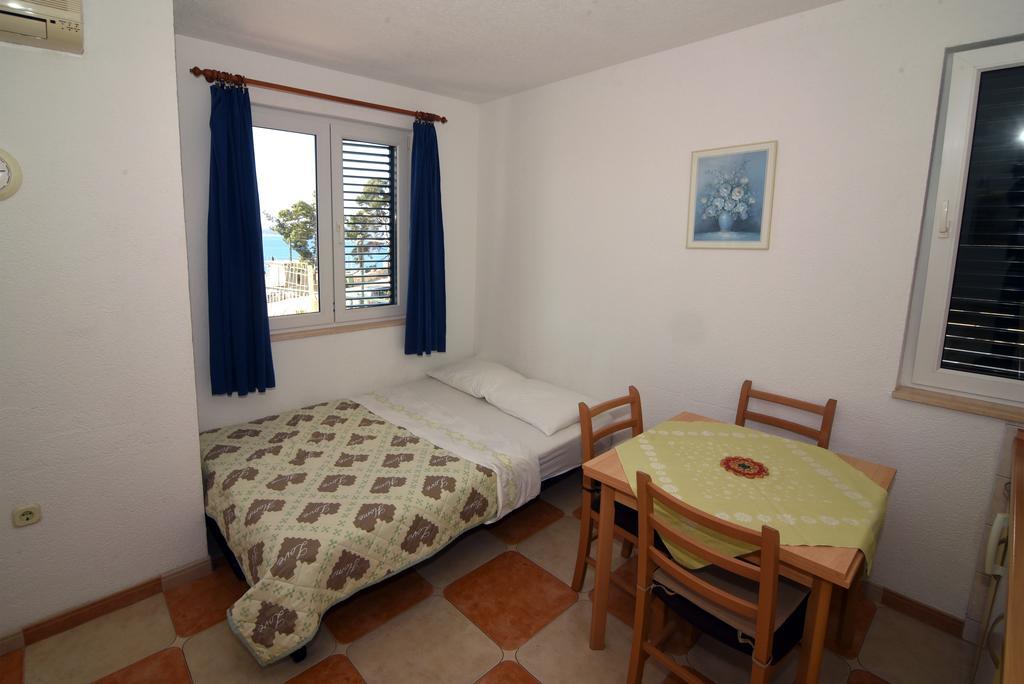 Apartments Coric Baška Voda Exteriör bild