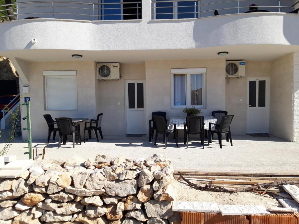 Apartments Coric Baška Voda Exteriör bild